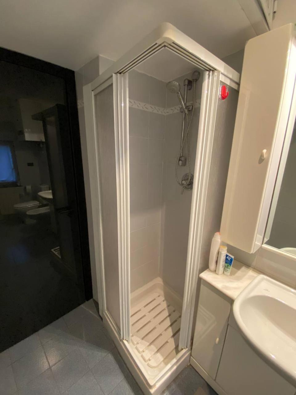 Martel Rooms - Genova Centro Brignole Экстерьер фото