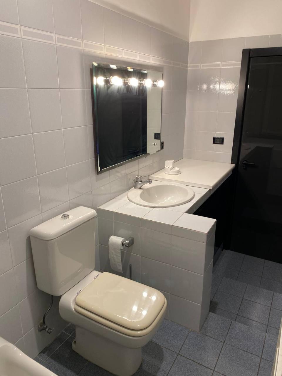 Martel Rooms - Genova Centro Brignole Экстерьер фото
