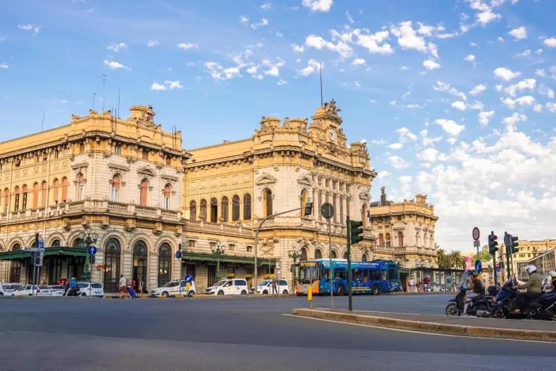 Martel Rooms - Genova Centro Brignole Экстерьер фото
