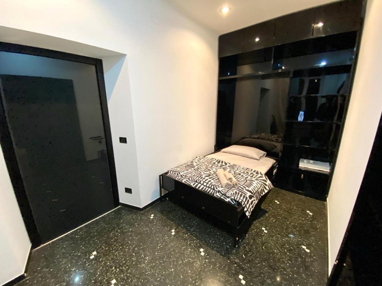 Martel Rooms - Genova Centro Brignole Экстерьер фото